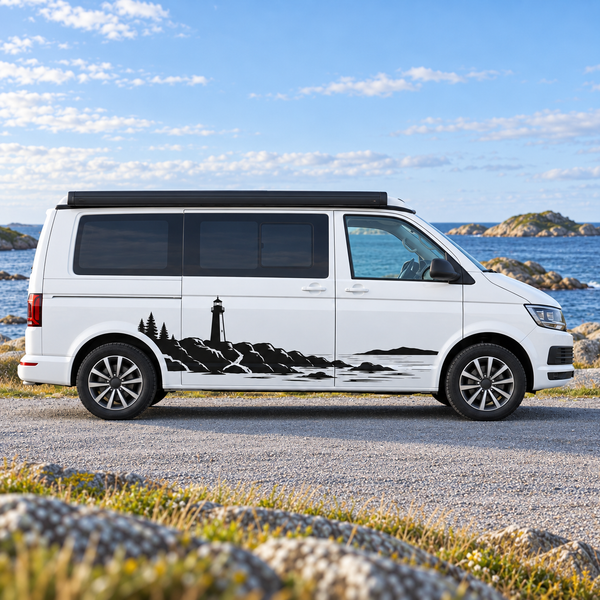 Nordische Küste mit Leuchtturm | Wohnmobilaufkleber 60–200 cm | ab 39,90€