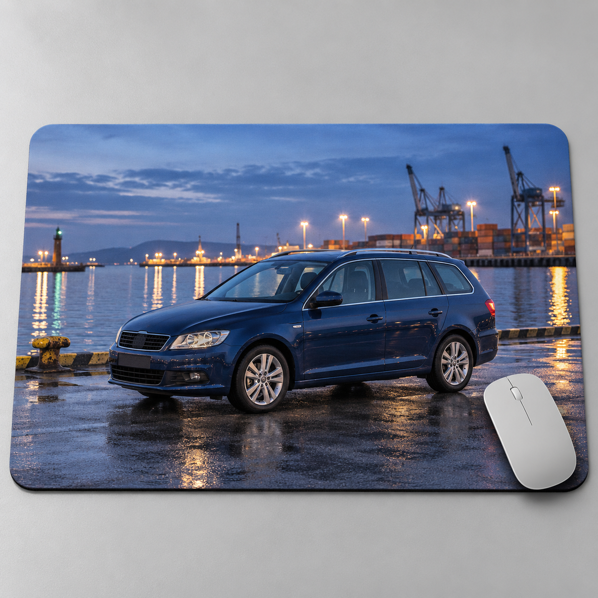 Personalisiertes Fahrzeug-Mousepad XL – dein Auto in Wunschszene | ab 39,90€
