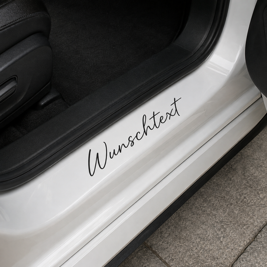 Wunschtext Autoaufkleber 2er-/4er-Set | Türeinstieg | 20–60 cm | ab 7,99€